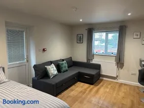 Cedarwood B&B - Image 3