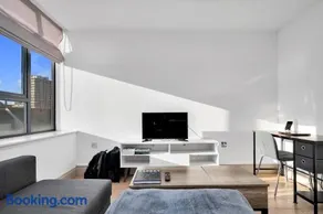 Stunning apartment in Battersea-Clapham Junction - Image 3