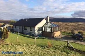Stags View Holiday Home - Image 1