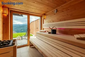 ALMCHALET Smaragd - Image 5