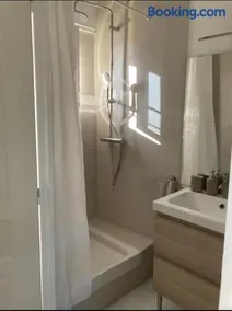 Charmante maison climatisée avec piscine privée - Image 3