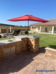 Desert Sierra Guest House - Image 1