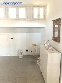 Sestri AR122 Executive Penthouse - Image 2