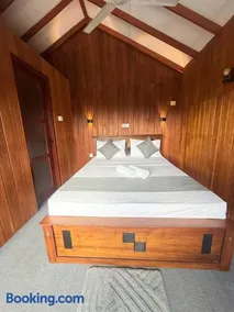 Hikka cabana - Image 1