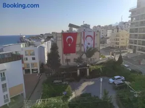 Kasgar Court Hotel - Image 2