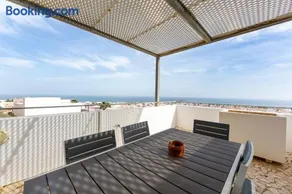 Incantevole appartamento totalmente attrezzato con piscina, terrazza e giardino | Vista sulla montagna - Image 1