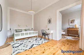 Next to Cathedral Square, Stylish 2BD Gem, Skapo St - Image 2