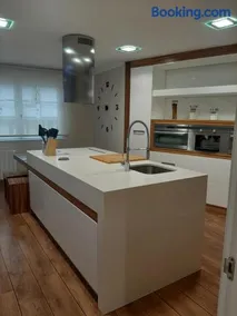 Gran piso en Negreira - Image 1