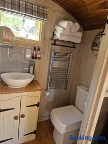 Elmdale Hut - Shepherds Hut - Image 4
