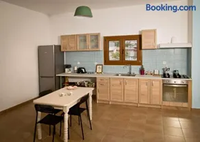 Persephone's Villa - Image 3