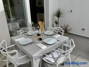 Villa Luminosa - Image 1