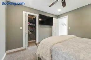 Hartley Lake Hideaway - The Perfect Getaway! - Image 2