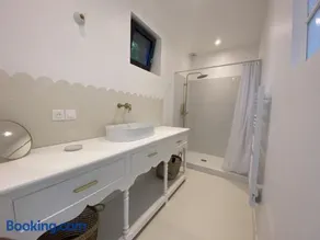 3 Gîtes de Charme avec Parc Arboré, Proche Paris - FR-1-527-96 - Image 2