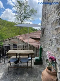 Country House Vezzano - Image 1