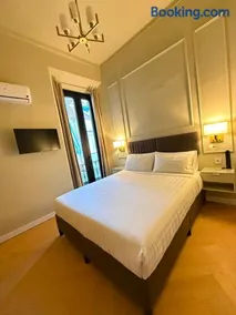 Malaga Rooms - Image 3