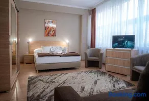Hotel Dzsungel - Image 2