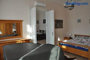 Matyas House in the City Center - Image 1