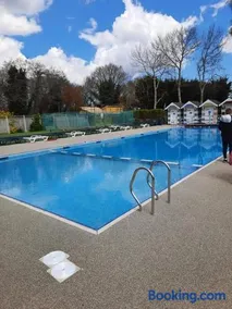 WILD DUCK HAVEN RESORT - Image 2