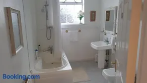 Innisfree Guest House - Image 5