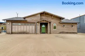 Gorgeous Oceanfront Home With Incredible Views of Haystack Rock - Dogs Welcome! - Image 5