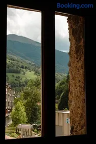 Apartament a una antiga masia al costat del riu - Image 1