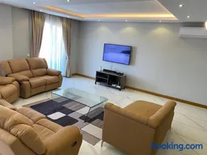 Ocean Breeze Apartment - Image 1