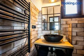 Galaxy6189 Guesthouse - Image 5