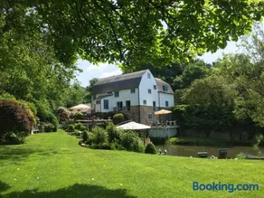Castle Mill Bed and Breakfast Dorking - Image 2