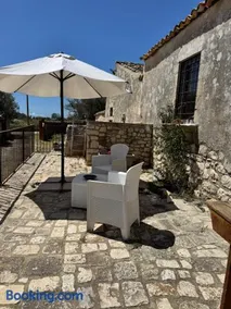 Casa Betta - Image 1