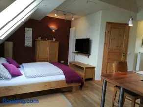 Sweet Home Suite - Image 2