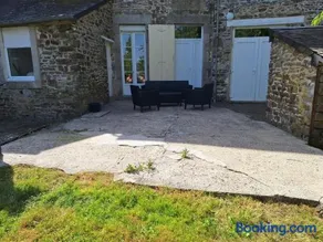 Le Petit Château - Image 2