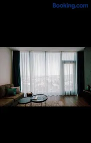 King David Cosy 2 Bedroom Apartment - Image 4