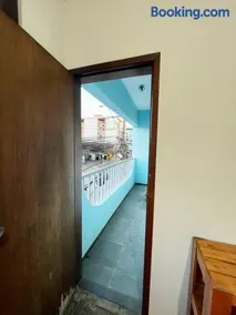 #101 - Apto com super localização, na Av Paraná - Image 4