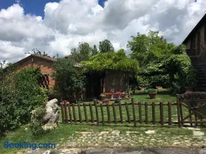 Casale Le Querce - Image 1