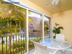 Bella Lago 323 Your Home Away from Home in Paradise! - 7431 Bella Lago Drive condo - Image 3