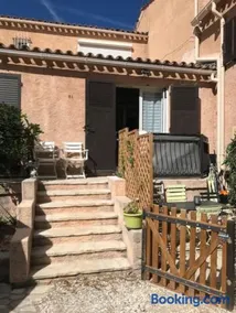Appartement (F2) dans le domaine du Capitou Fréjus - Image 1
