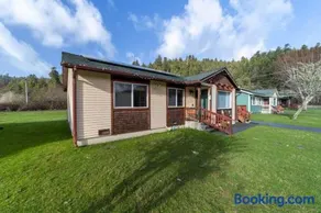 Elk Meadow Cabins 15A Lady Bird Suite - Image 1