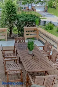 Game Day Haven With Bar & Deck - Image 1