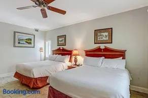 2520 Tennis Villa Efficiency - Image 2