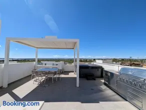 R-40-F Exclusive Villa with jacuzzi - Image 3