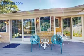 Seaside Park Retreat - Image 3