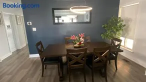 Spectacular 3 BR 2 WR House - Close to Airport - Image 3