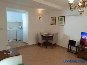 Guesthouse Adriana Cottages - Image 1