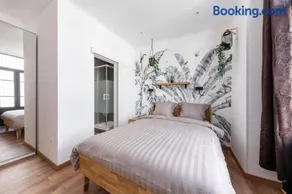 IQS Rooms - Chambre double avec salle de bain - Image 5