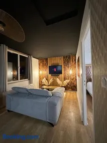Premium suite with jacuzzi 4 étoiles - Image 3