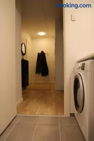 Modern apartment in Aarhus with free parking - Image 4