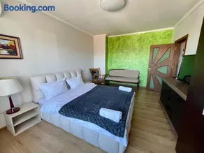 Amazing view central 1 bedroom apartment - Image 5