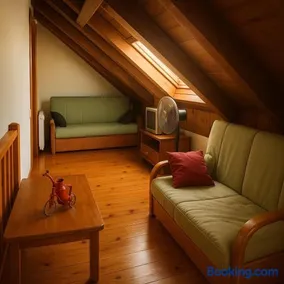 Apartamento Duplex Esterri ideal para familias - Image 2