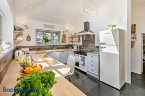 1 Bed in Polbathic oc-l30095 - Image 3
