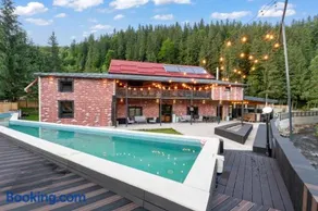 Transylvania House - Image 2